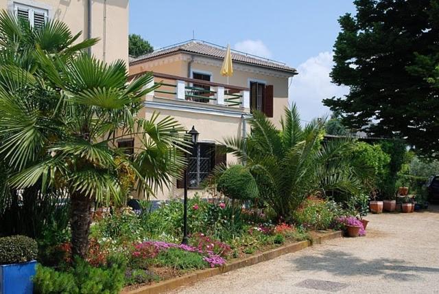 Bungalow Leo Savudrija Bagian luar foto